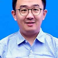 Zhi Li